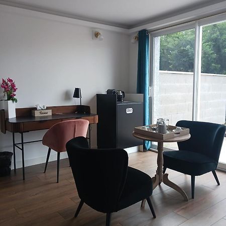 빌라-레-동브 Touraco B&B 외부 사진