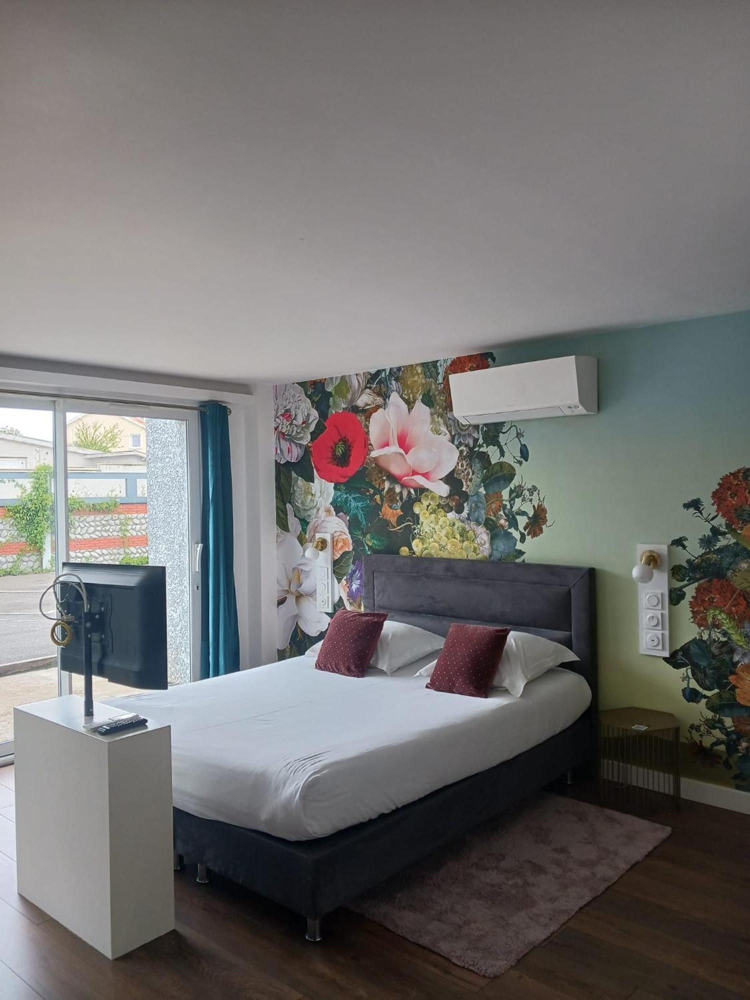 빌라-레-동브 Touraco B&B 외부 사진